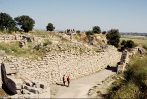 Troy King Priam's walls